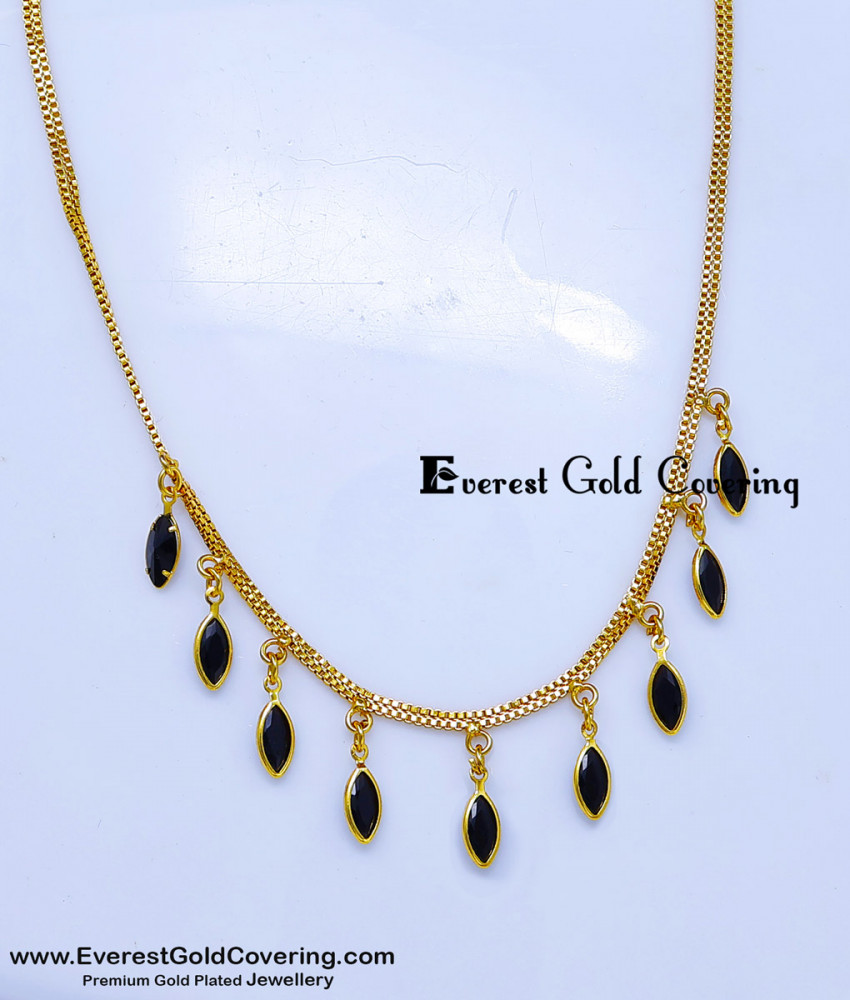 Unique Gold Plated Black Hanging Stone Chain for Daily Wear Trendy Gold-Plated Black Hanging Stone Chain Necklace