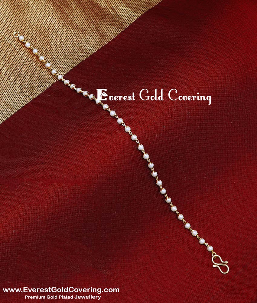 Elegant Light Weight Pearl Bead Bracelet Designs for Girls white pearl pearl bead bracelet designs