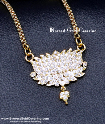 DLR336 - Five Metal White Stone Lotus Design Pendant with Chain