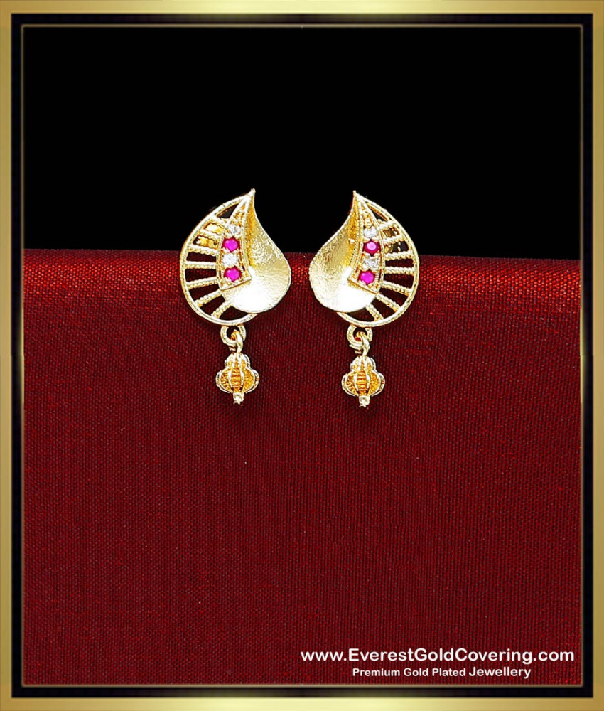 Lightweight Leaf Stud Earrings for Office Wear