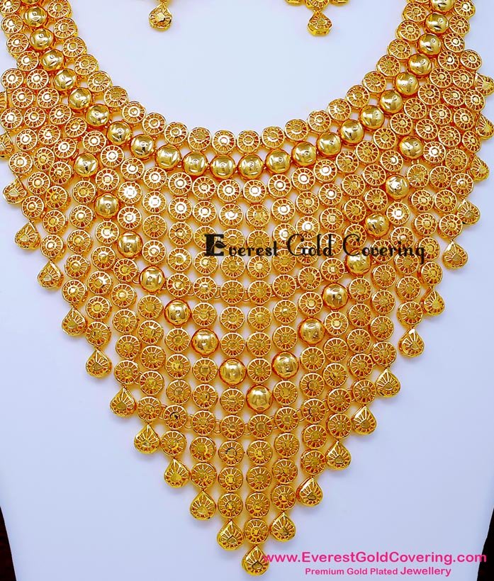 modern gold necklace arabic design